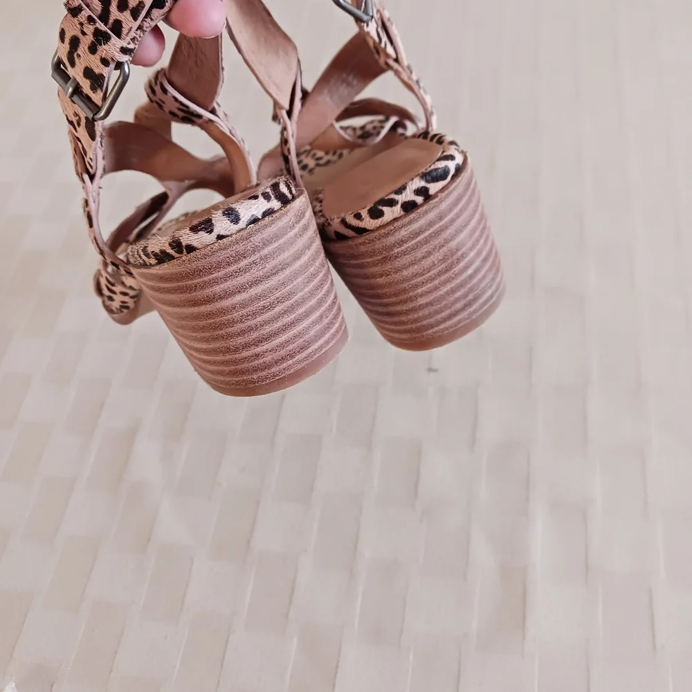 Madewell Leopard Print Tan and Black Block Heel Sandals